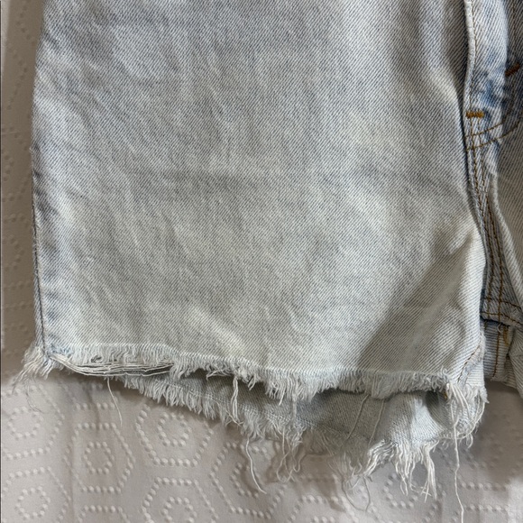 Levi's vintage cut off shorts - Picture 4 of 12